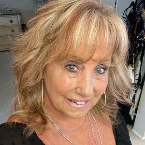 Meet your Posher, Christy